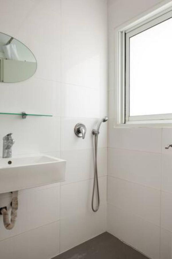 Oַ&O Group-Amazing Apt Bat-Yam 3 Min Walk To Beach Bat Yam Bagian luar foto